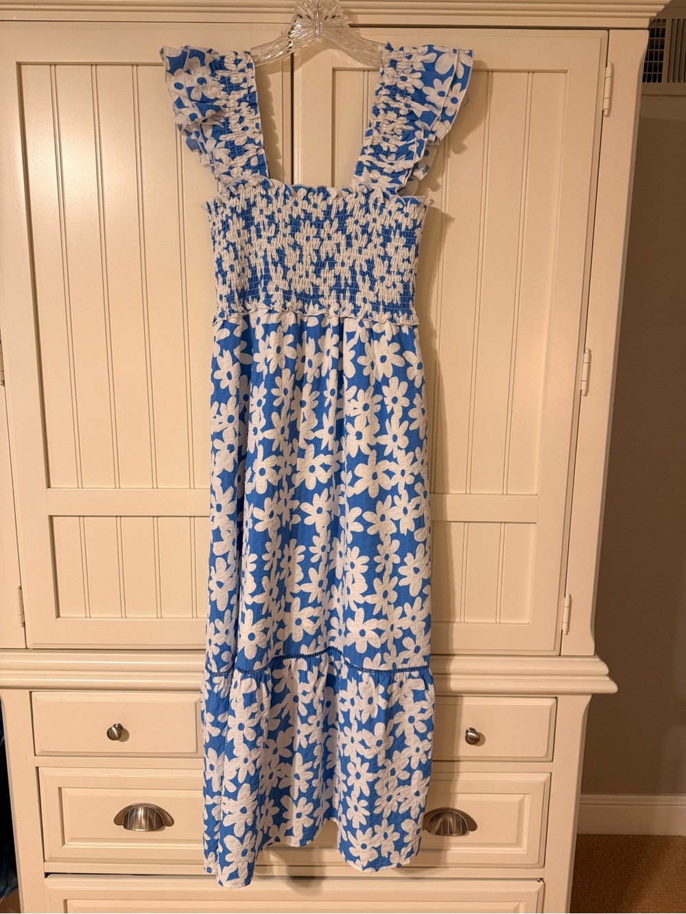 THML Blue and White Floral Smocked Midi Dress size XS - Picture 6 of 6